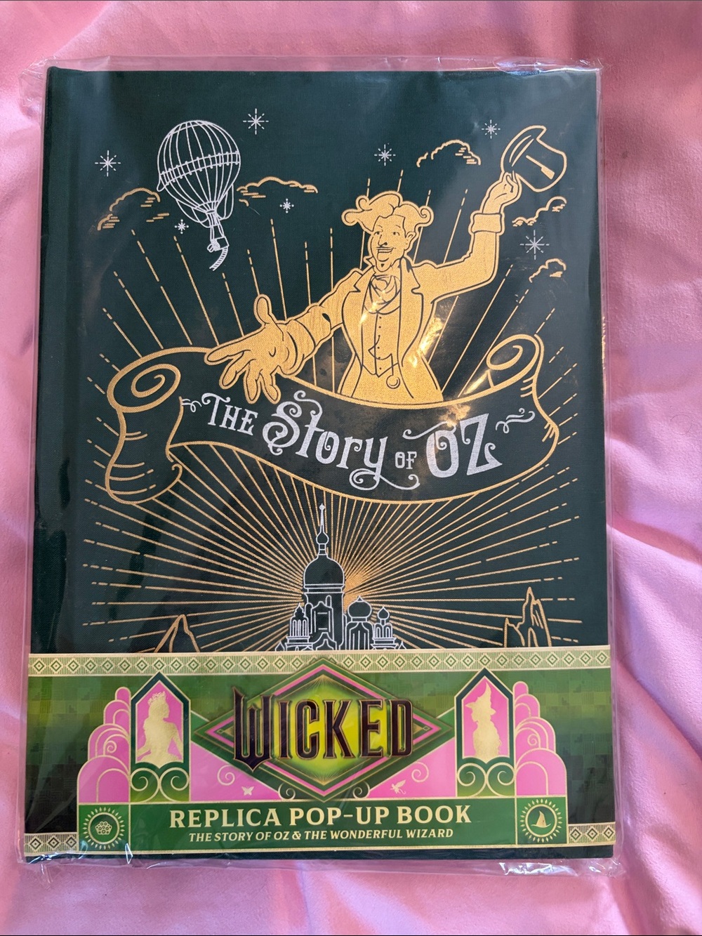 The Story of Oz Replica Pop-Up Book - Green & Gold NWT